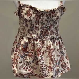 ✨Old Navy Large Floral Smocked babydoll Top boho